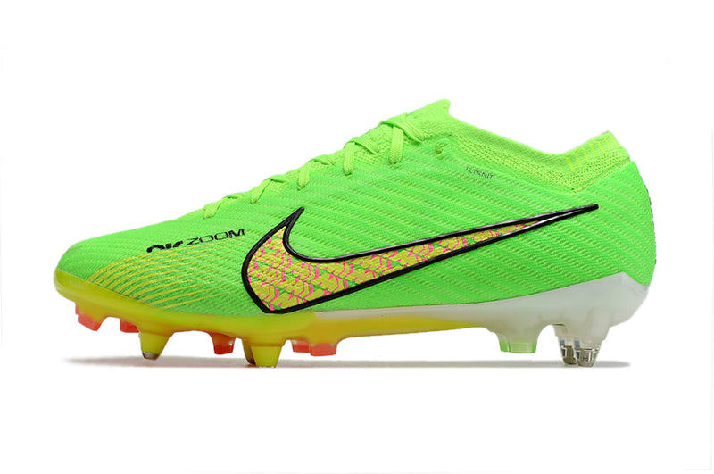 Chuteira Campo Nike Air Zoom Mercurial Vapor 15 SG Elite + Brindes Exclusivos