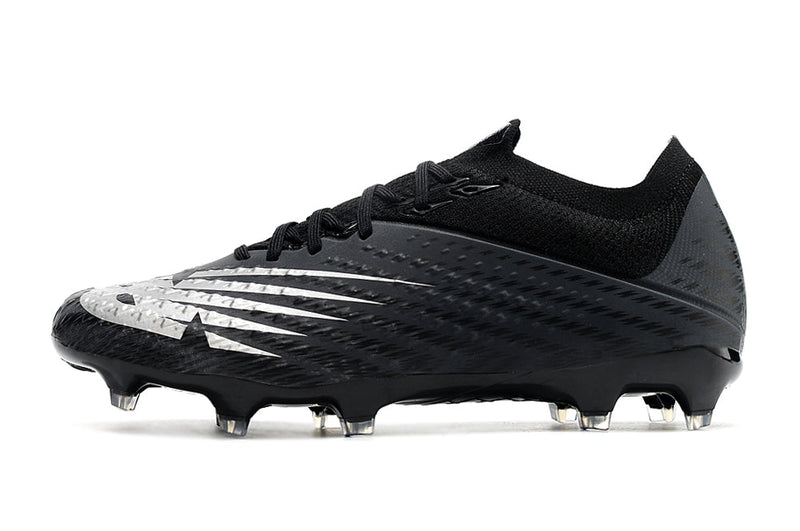 Chuteira Campo New Balance FG Elite + Brindes Exclusivos